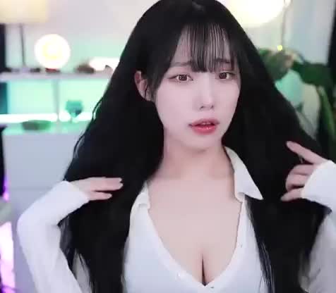 굥이 치지직 여성 스트리머 방송 영상