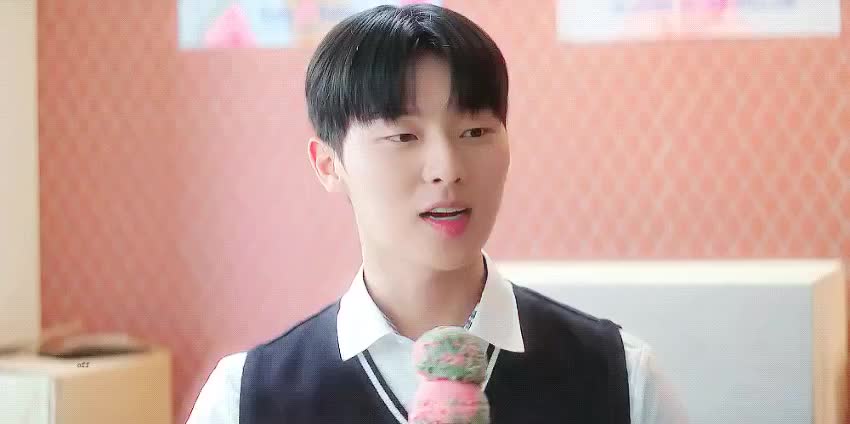 반짝이는 워터멜론 하이찬 한국 드라마 남캐 남자 캐릭터 움짤 mp4 영상