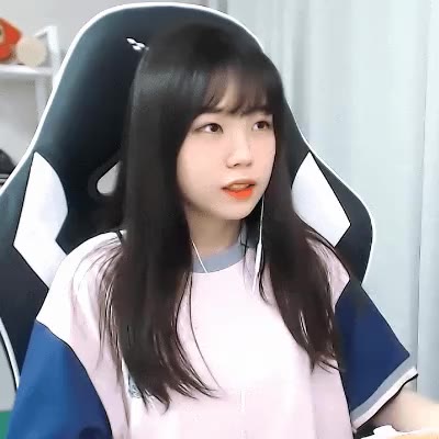 우정잉 트위치 심장폭행 심쿵