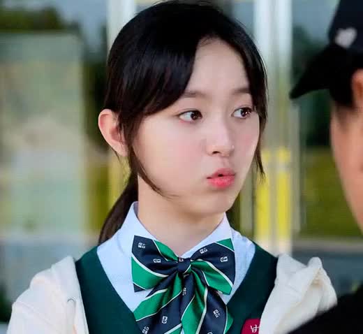 박지후 여배우 움짤 영상 예쁜 연예인 배우