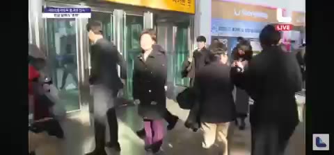 설인사 한동훈 시장 방문 시민 밀착 귓속말 당황 레전드