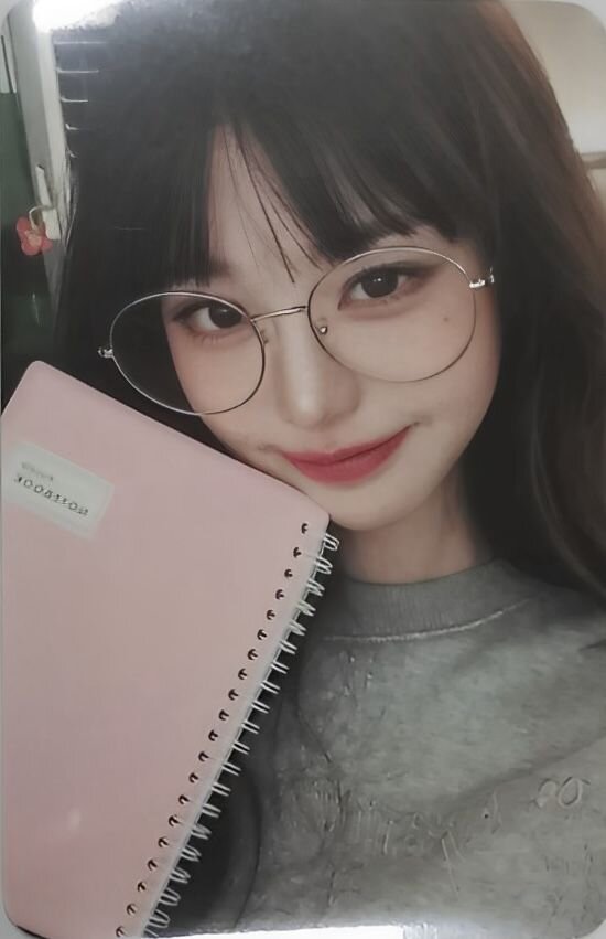 장원영 아이브 IVE 셀카 예쁜 얼굴 입술