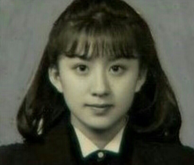 김희애