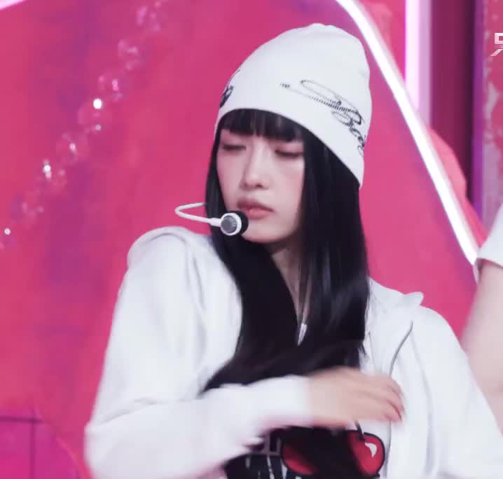 Baby DONT Cry 쿠미 아이돌 걸그룹 2025년 데뷔
