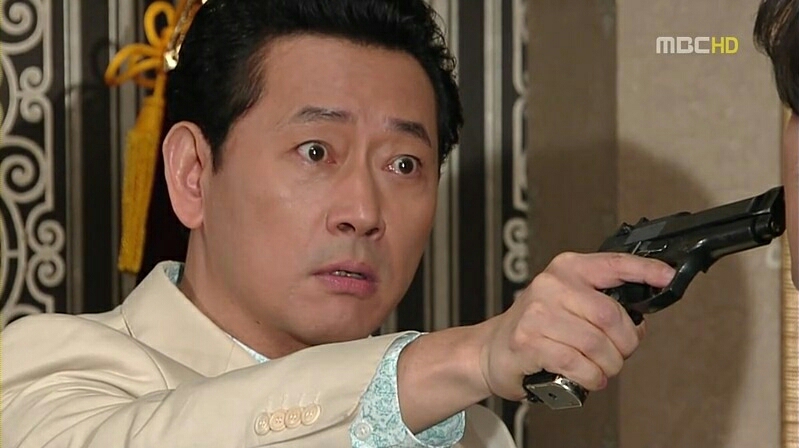 총 화남 전광렬 협박 분노 정색 빛과그림자 짤 당황 충격