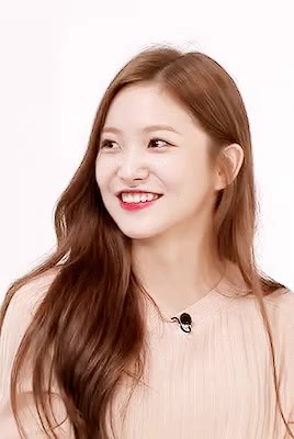환한미소 예리 웃음 미소
