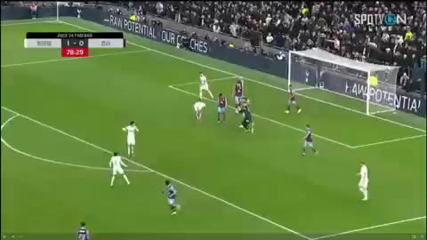 777 토트넘 번리 핀볼 연쇄충돌 축구 몸개그 굴욕 웃긴짤