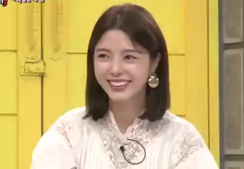 날려버린다는 건가? 날려버린다는 건가? 손짓 해피투게더 엄현경 예능