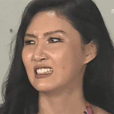 화사 오만상 싫어 혐오 표정 더러워 꺼져 인상 극혐 너무싫어 움짤