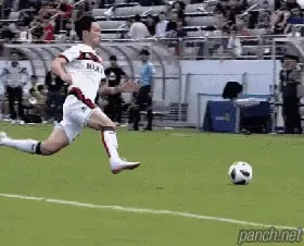 K리그 반칙 축구 레전드 급소 고통 낭심 어택 웃긴
