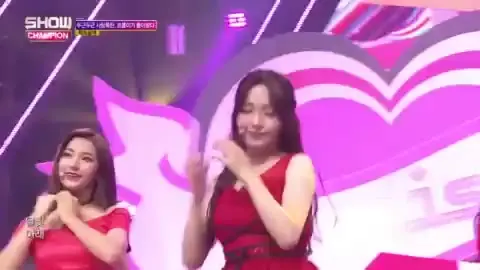 LOVE BOMB 프로미스나인 Show Champion