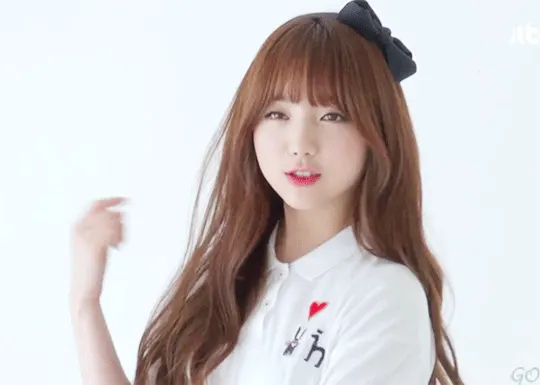 츄~ 귀여운 애교 여자 움짤 머리 긴머리 심쿵 입술 예쁜 연예인