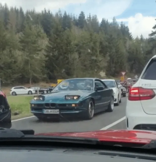 BMW 8 8시리즈 팝업 헤드라이트 윙크 인사 자동차 플러팅 귀여운 웃긴