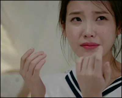 아이유 눈물 오열 우는모습 슬픈 여자 가수 엉엉 ㅠㅠ 울음