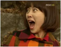 황정음 놀람 깜놀 깜짝 으악 뭐야 혐오 꺼져