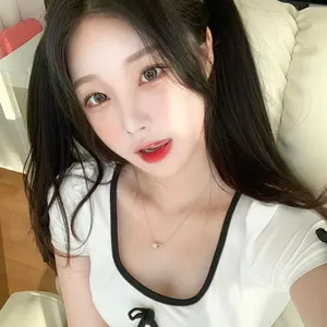 한갱 스트리머 양갈래 셀카 귀여움 여친짤 청순 미소 미녀 도도한 search_rank_high_keywords_here_as_requested_by_user_prompt_instr
