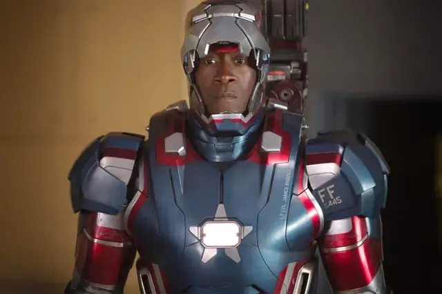 워 머신 마블 시네마틱 유니버스 등장인물 캐릭터 MARVEL