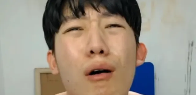 슬픔 침착맨 오열 눈물 즙 억울 서러움 찌질 표정 짤