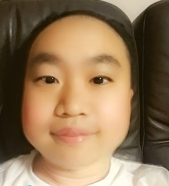 이희재 아기 필터 스냅챗 웃긴 짤 근황 동안 얼빡 미소