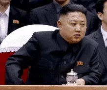 북한 김정은 박수 거만하게 표정 모습