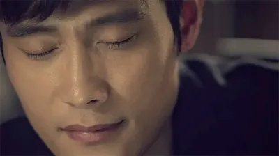 이병헌 눈빛 표정 쳐다보는 모습