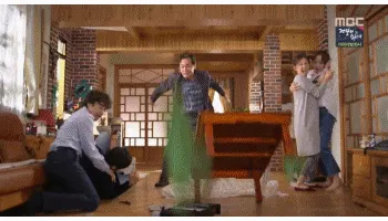밥상 뒤집기 드라마 화남 열받아