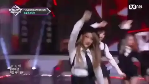 M COUNTDOWN M COUNTDOWN Red Light 프로미스나인