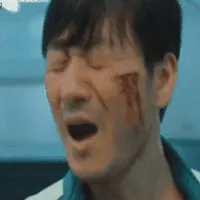 기훈이형 오징어게임 성기훈 이정재 울상 억울 고통 슬픔 오열 짤방
