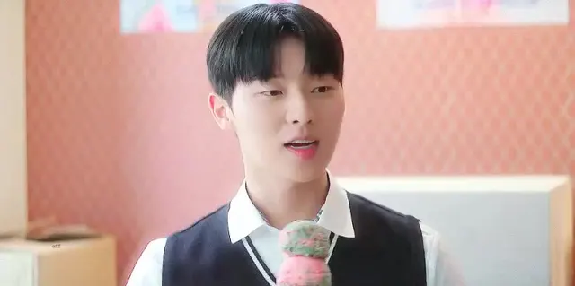 반짝이는 워터멜론 하이찬 한국 드라마 남캐 남자 캐릭터 움짤 mp4 영상