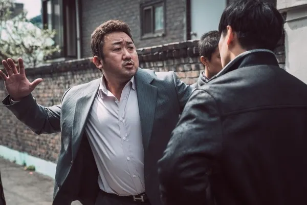 범죄도시 마동석 장면 때리는 형사 조폭 영화