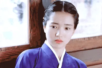 뭐야이거 무냐 오징어 혐오 못생긴 못볼거 김태리 여자